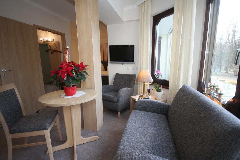 Cafe Schneidewind Hotel Bad Pyrmont Room photo